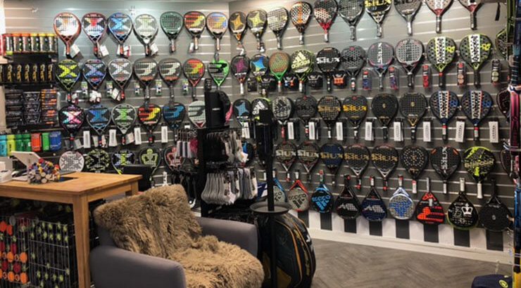 How Padel Shops are Revolutionizing the Sporting Goods Industry juratpublications.com