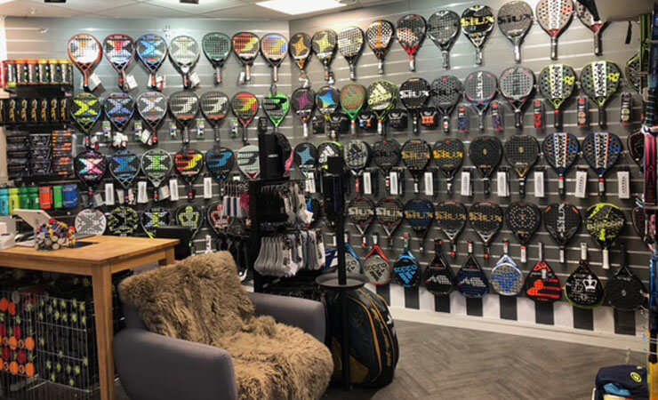 How Padel Shops are Revolutionizing the Sporting Goods Industry juratpublications.com